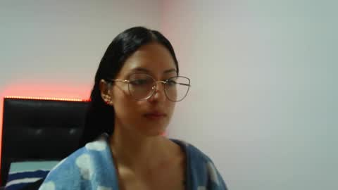 Snapshot of sofiawhite3 chatting on February 7, 11:36 am Sofi online show from February 7, 11:36 am