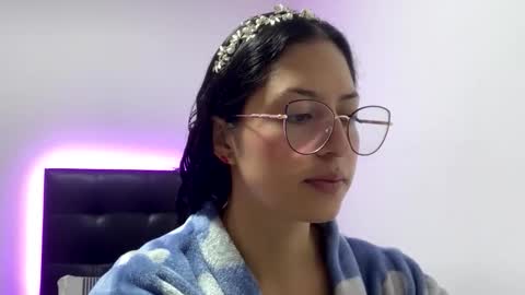 Snapshot of sofiawhite3 chatting on February 27, 11:32 am Sofi online show from February 27, 11:32 am