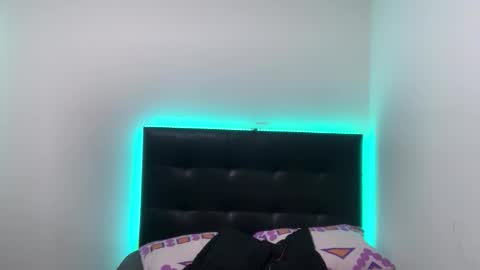 Snapshot of sofiawhite3 chatting on March 1, 11:56 am Sofi online show from March 1, 11:56 am