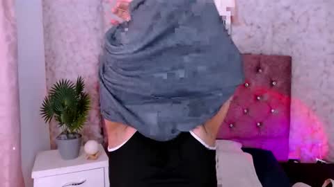 SOFIA online show from April 10, 12:21 pm