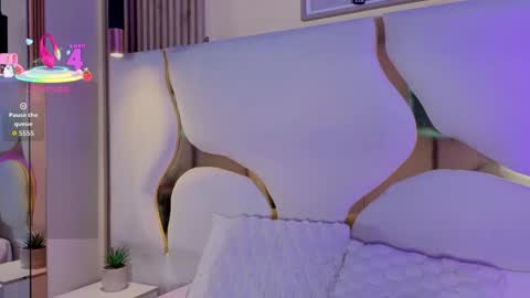 sofii_jones online show from May 13, 8:49 pm