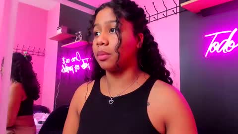 sofiifox online show from March 11, 6:52 pm