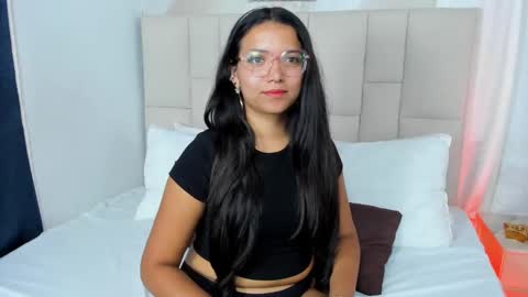 Snapshot of sofimalkova chatting on January 27, 12:58 pm Sofi Malkova online show from January 27, 12:58 pm