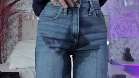 Snapshot of sofimalkova chatting on February 8, 7:38 pm Sofi Malkova online show from February 8, 7:38 pm