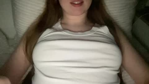 Snapshot of sofinovvak chatting on March 30, 8:54 pm Sofi online show from March 30, 8:54 pm