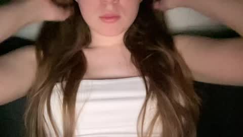 Snapshot of sofinovvak chatting on April 28, 7:52 pm Sofi online show from April 28, 7:52 pm