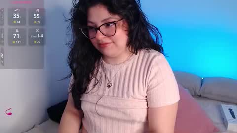 Lau  online show from October 12, 11:53 am