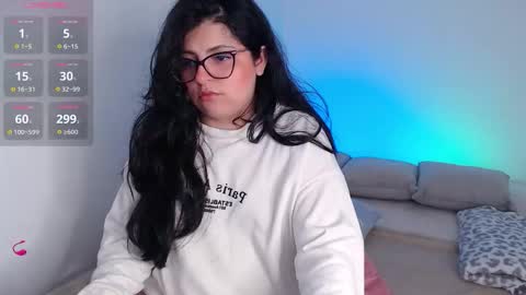 Lau  online show from February 10, 9:08 pm