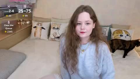 Snapshot of soft_purr_kitty chatting on October 24, 8:27 pm Mia online show from October 24, 8:27 pm