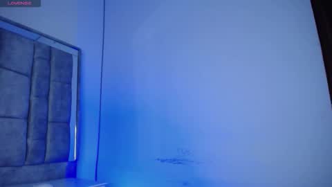 softaddiction online show from November 28, 9:28 pm