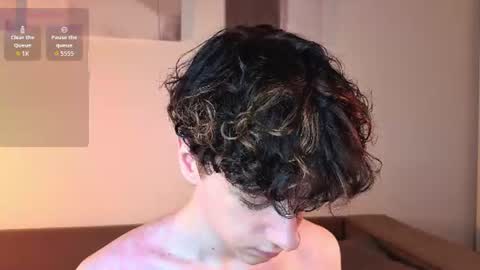 Snapshot of softcrave_ chatting on July 23, 9:02 pm Angel online show from July 23, 9:02 pm