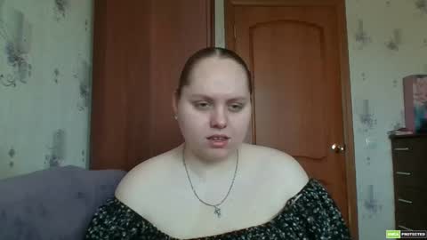 Snapshot of softhypnose chatting on May 19, 6:09 am softhypnose online show from May 19, 6:09 am