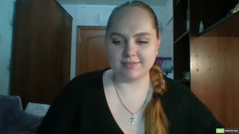 Snapshot of softhypnose chatting on May 19, 6:14 pm softhypnose online show from May 19, 6:14 pm