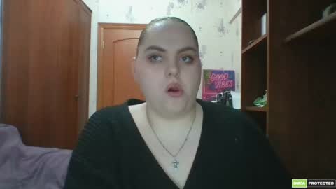 Snapshot of softhypnose chatting on May 23, 5:50 pm softhypnose online show from May 23, 5:50 pm