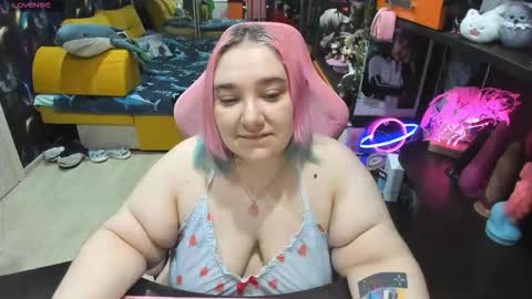 Sofie online show from February 11, 3:00 am