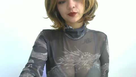 Snapshot of softy19 chatting on December 18, 12:27 am softy19 online show from December 18, 12:27 am