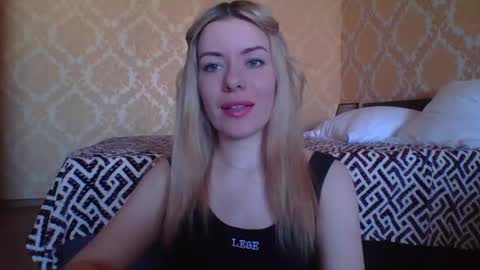 softy_aura online show from May 5, 9:39 am