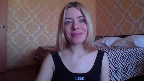 softy_aura online show from May 20, 9:15 am