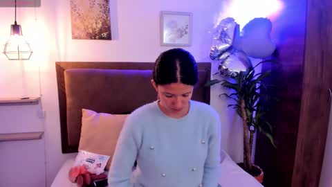    online show from February 16, 11:50 am