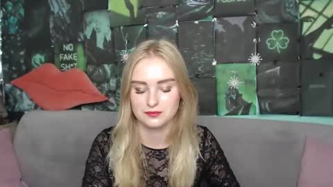 sofysoft online show from September 9, 7:57 pm