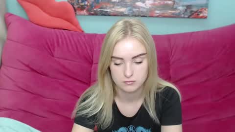 sofysoft online show from October 3, 4:42 am