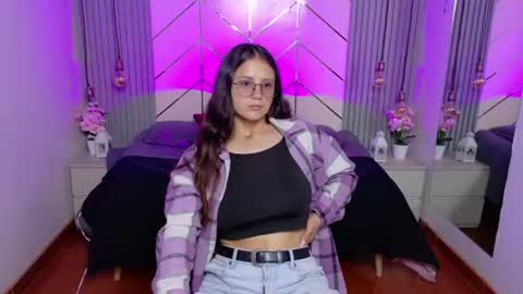 Sofy online show from June 10, 9:03 pm
