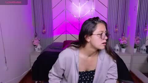 Sofy online show from July 4, 7:31 pm