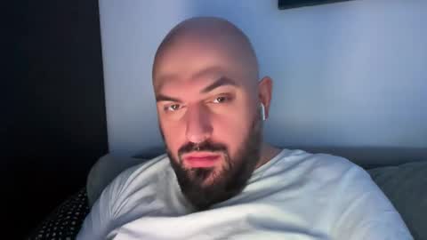 Snapshot of sojibjer chatting on January 7, 12:24 am Sojibjer online show from January 7, 12:24 am