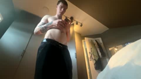 Snapshot of soka90 chatting on April 14, 12:00 pm soka90 online show from April 14, 12:00 pm