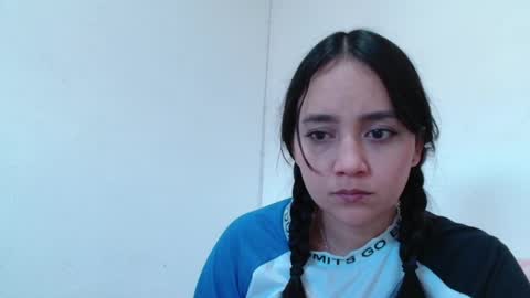 Snapshot of sol_222_ chatting on December 21, 3:42 pm sol_222_ online show from December 21, 3:42 pm