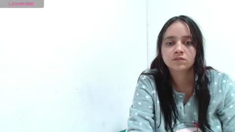 Snapshot of sol_222_ chatting on December 22, 9:09 pm sol_222_ online show from December 22, 9:09 pm