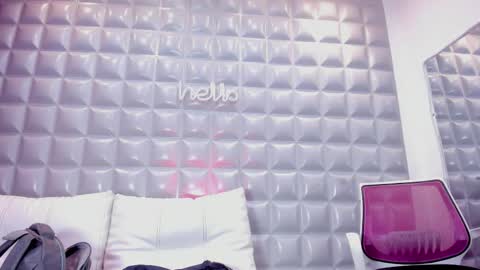 Snapshot of sol_angel7 chatting on December 20, 4:03 pm SOL ANGEL online show from December 20, 4:03 pm