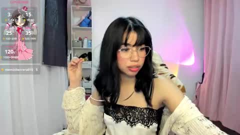 Snapshot of sol_lunaa23 chatting on March 12, 1:23 am sol online show from March 12, 1:23 am