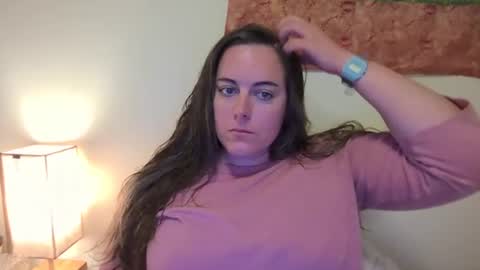 Snapshot of sola_limelight chatting on June 20, 3:42 am sola_limelight online show from June 20, 3:42 am