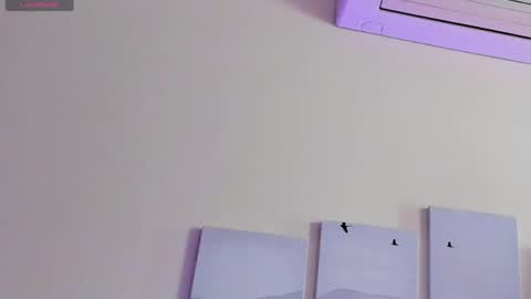 Nana online show from May 25, 1:06 pm