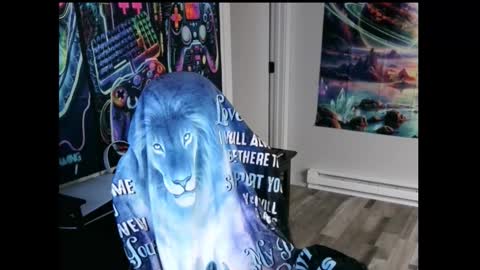 Snapshot of solarlunar1 chatting on October 30, 3:35 pm just ask online show from October 30, 3:35 pm