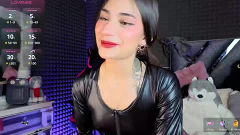 Sol  online show from January 5, 7:28 pm