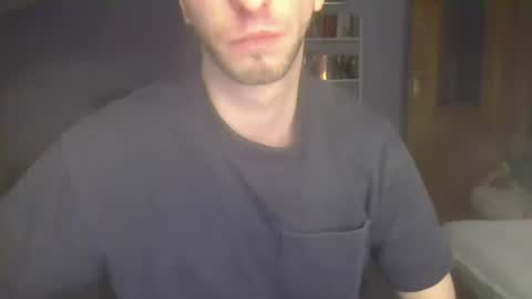 Snapshot of solid_flow chatting on February 7, 9:18 pm solid_flow online show from February 7, 9:18 pm