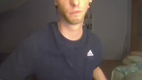 Snapshot of solid_flow chatting on April 7, 6:41 pm solid_flow online show from April 7, 6:41 pm