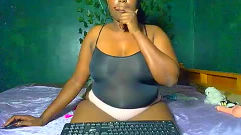 Snapshot of sollybunny chatting on April 26, 2:09 am Solly bunny online show from April 26, 2:09 am