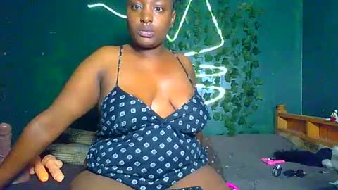 Snapshot of sollybunny chatting on June 29, 2:51 am Solly bunny online show from June 29, 2:51 am