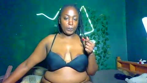 Snapshot of sollybunny chatting on July 3, 3:24 am Solly bunny online show from July 3, 3:24 am