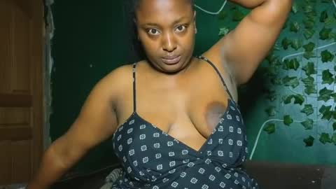 Snapshot of sollybunny chatting on August 3, 12:42 am Solly bunny online show from August 3, 12:42 am