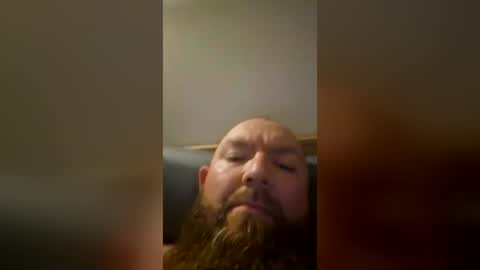 Snapshot of solobigboy11 chatting on June 27, 6:51 am Fat Dong online show from June 27, 6:51 am