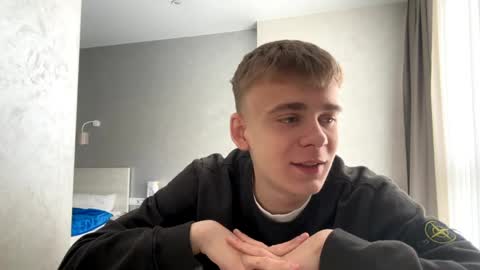 Snapshot of solofury chatting on March 28, 10:04 am Jett online show from March 28, 10:04 am