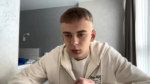 Snapshot of solofury chatting on April 9, 10:09 am Jett online show from April 9, 10:09 am