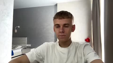 Snapshot of solofury chatting on July 22, 8:17 am Jett online show from July 22, 8:17 am