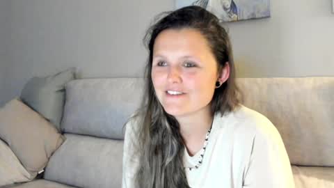 Snapshot of someonesday chatting on April 11, 8:46 pm SomeonesDay online show from April 11, 8:46 pm