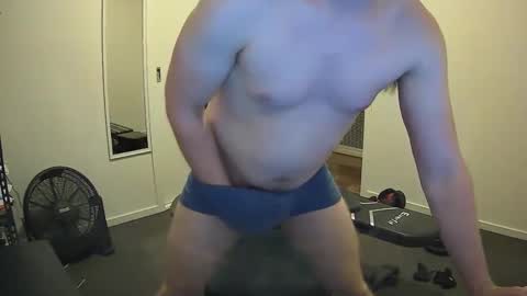 Snapshot of somethingsexysam chatting on December 16, 12:27 pm Edging Sam JOI online show from December 16, 12:27 pm