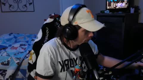 Lover Boi online show from December 8, 4:04 am